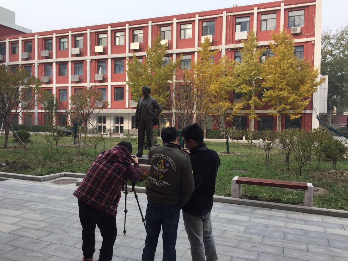 照片1：朝阳有线到校拍摄北京市第一批“文明校园”宣传片