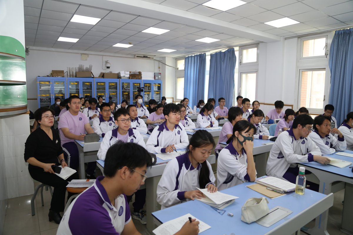 IMG_5969物理教研公开课 张特